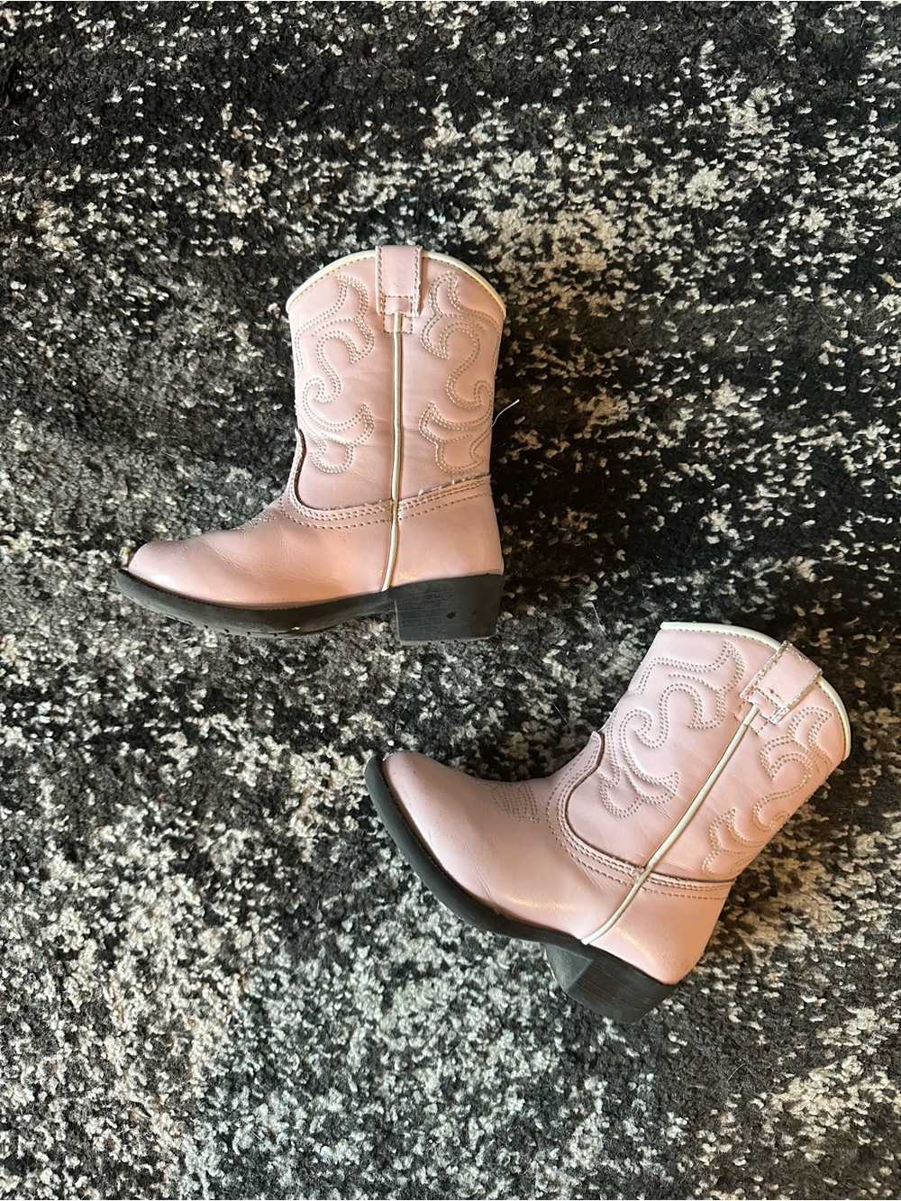 Pink toddler girl cowboy boots
